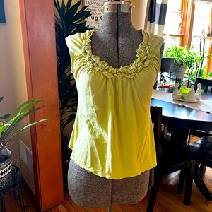 Light lime green top Sz L